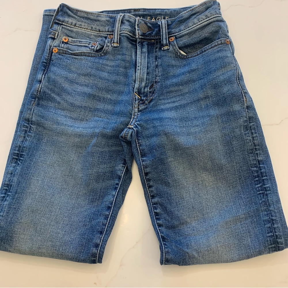 American Eagle Airflex Medium wash Blue Denim Jeans Men’s 26x30 Women’s 0/2